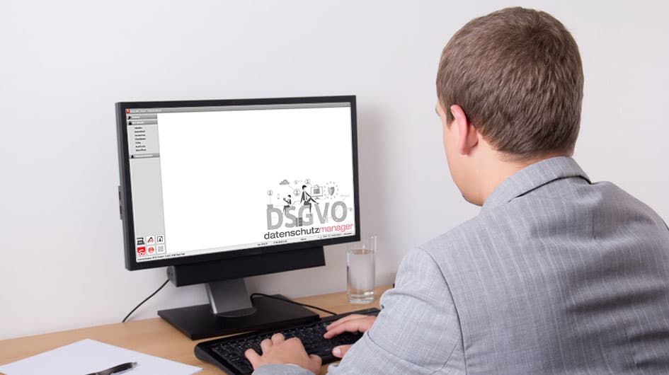 Startbildschirm des 2ndLIFE Datenschutzmanagers (DSGVO) am Büroarbeitsplatz